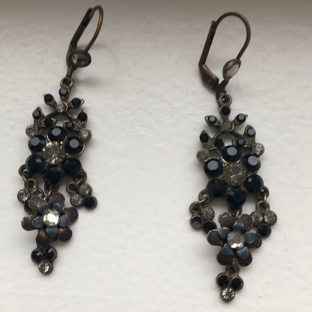 Vintage Michal Negrin chandelier earrings. Sweet floral motif!